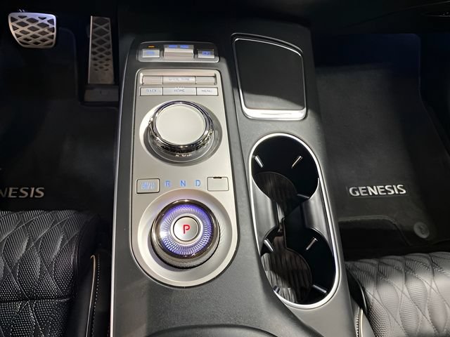 Used 2023 Genesis GV70 3.5T Sport w/ Sport Prestige Package AWD/4WD image 18