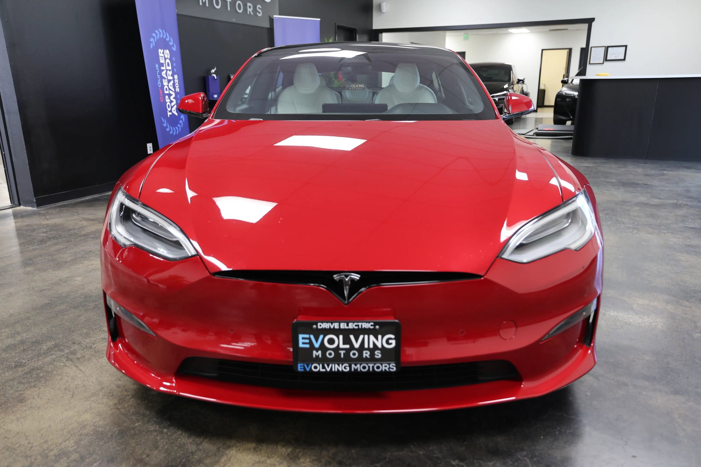 Used 2022 Tesla Model S Standard Range AWD/4WD image 5