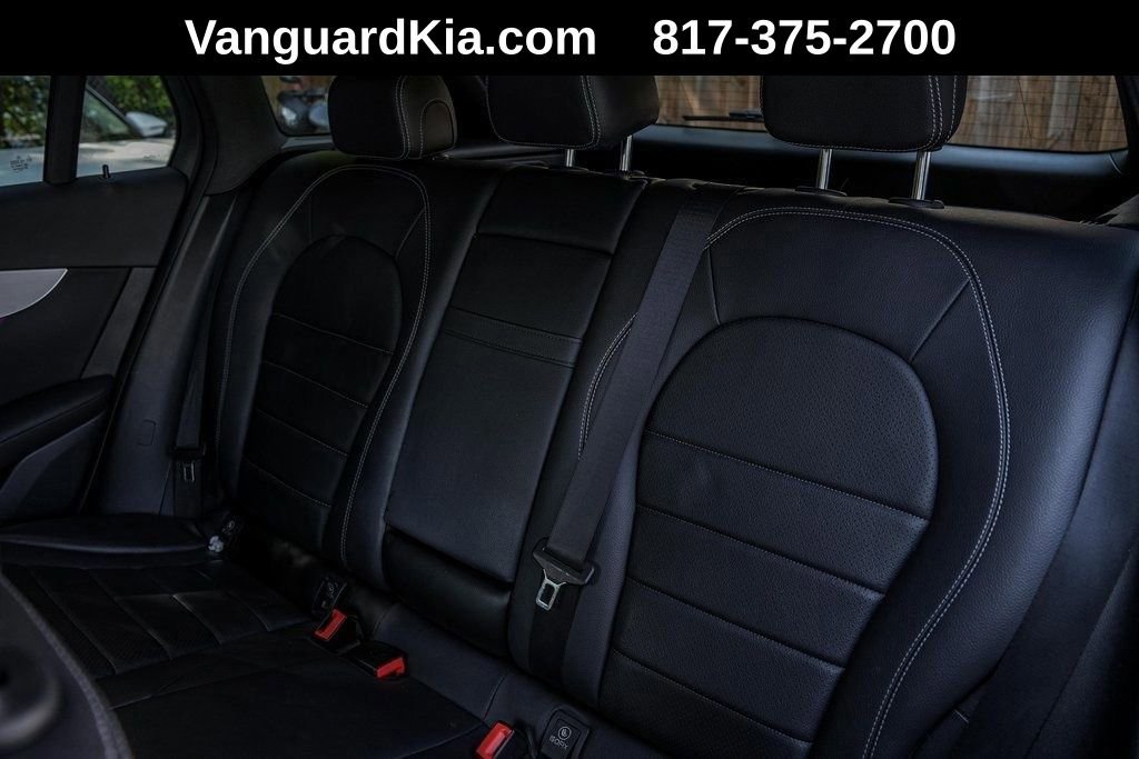 Used 2021 Mercedes-Benz GLC 300 w/ Premium Package image 34