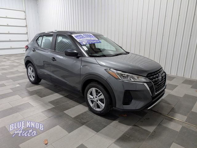 Used 2025 Nissan Kicks Play S image 5