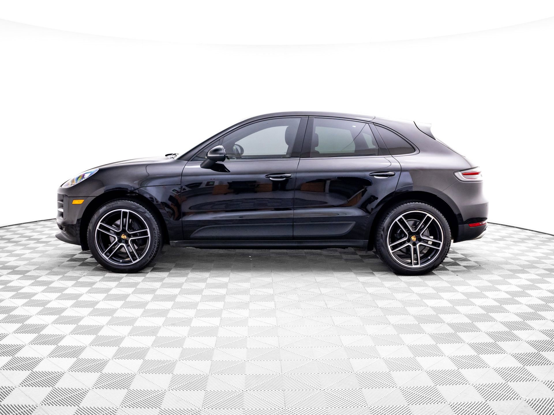 Used 2020 Porsche Macan AWD/4WD video 2