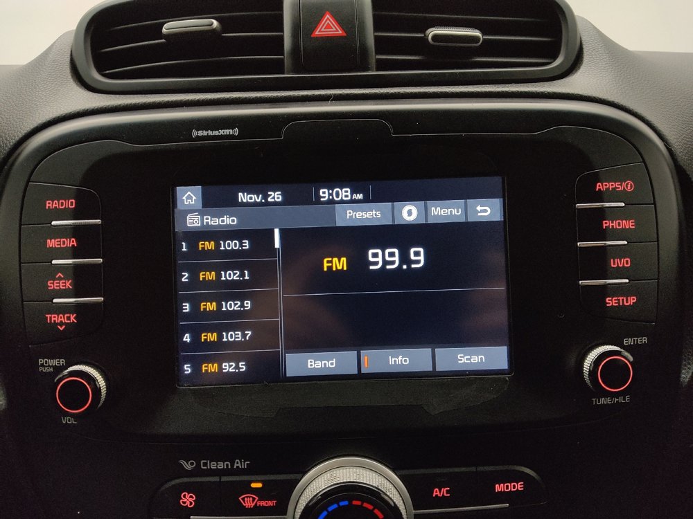 Used 2019 Kia Soul + image 25