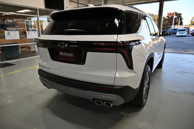 New 2027 Chevrolet Traverse LT AWD/4WD image 5