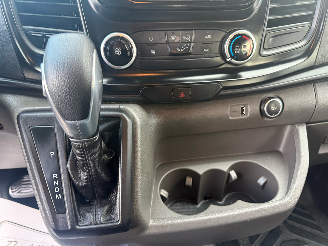 Used 2020 Ford Transit 250 Low Roof AWD image 22