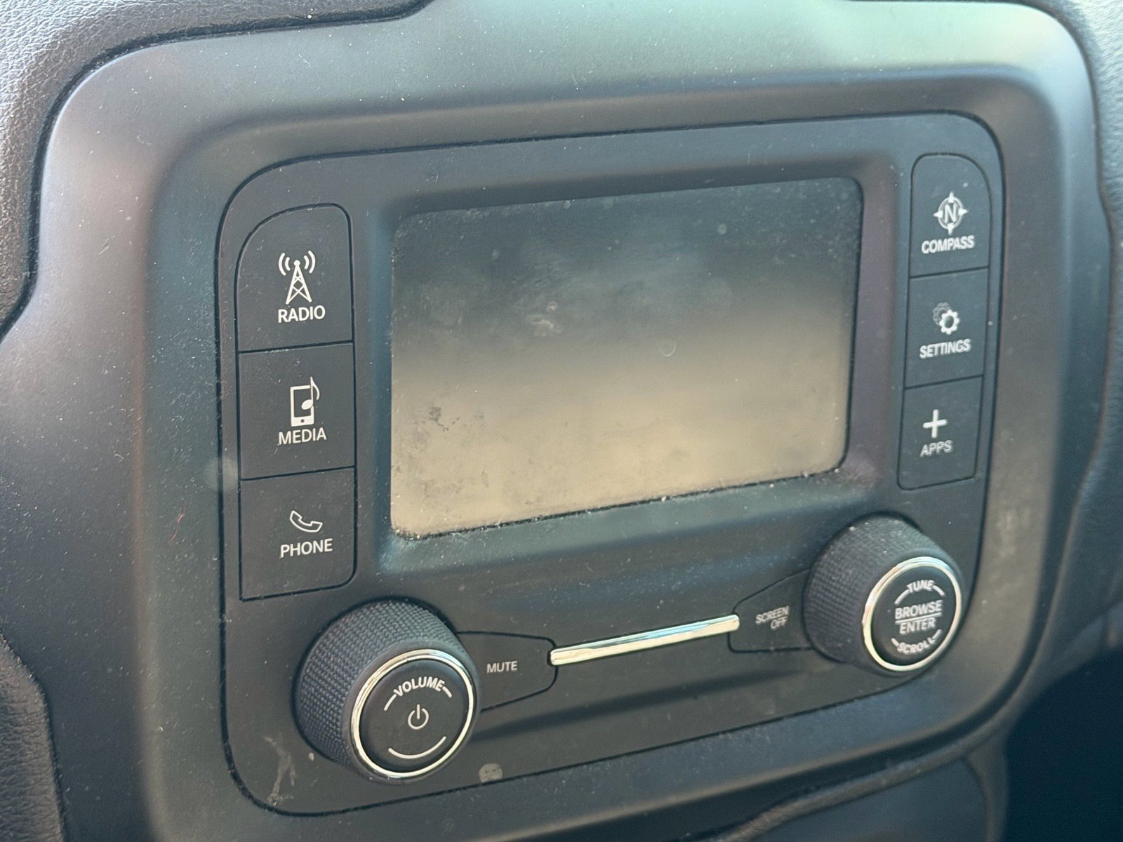 Used 2019 Jeep Renegade Sport image 8