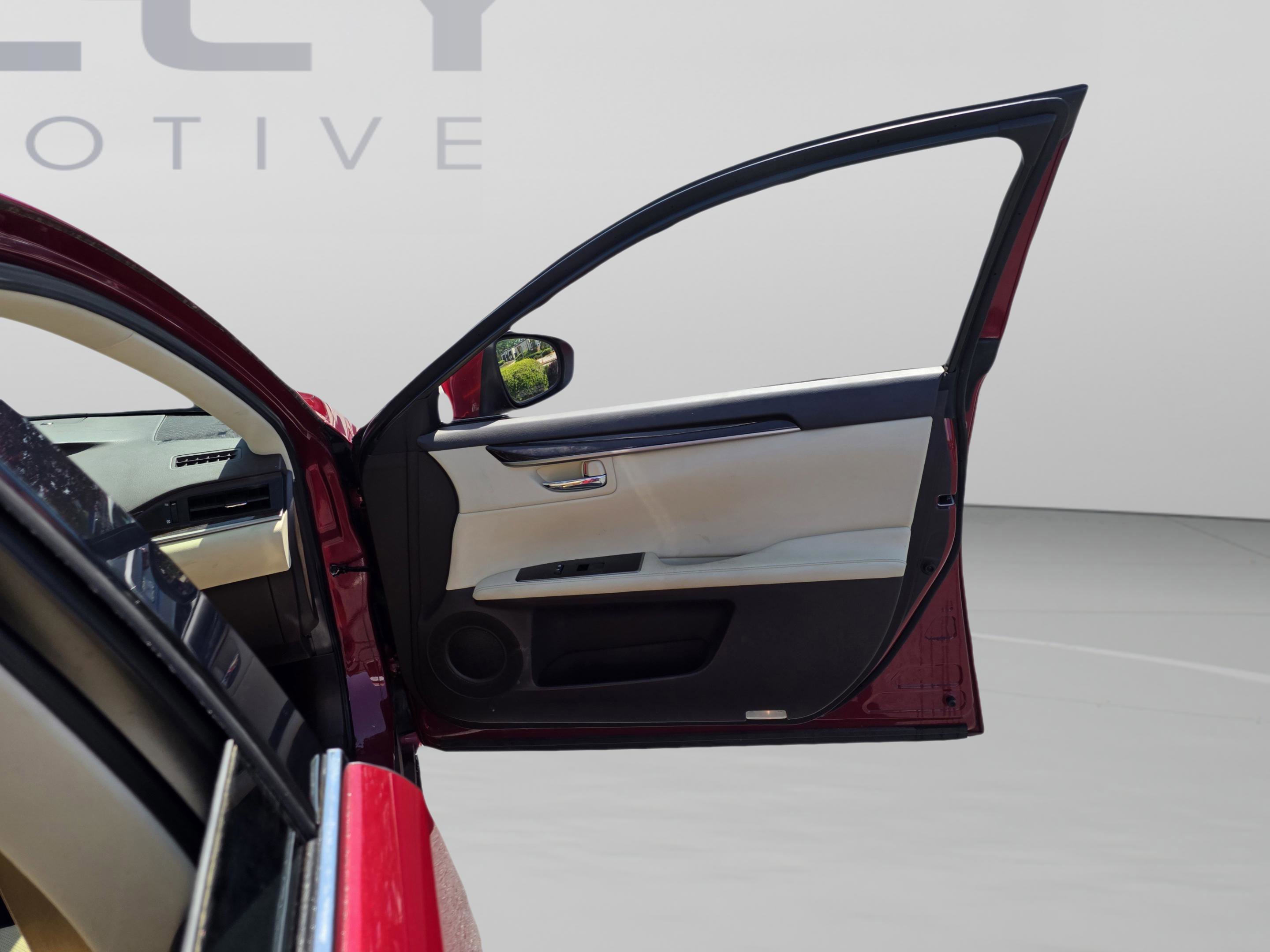 Used 2016 Lexus ES 350 w/ Luxury Package w/Wood Trim FWD image 26