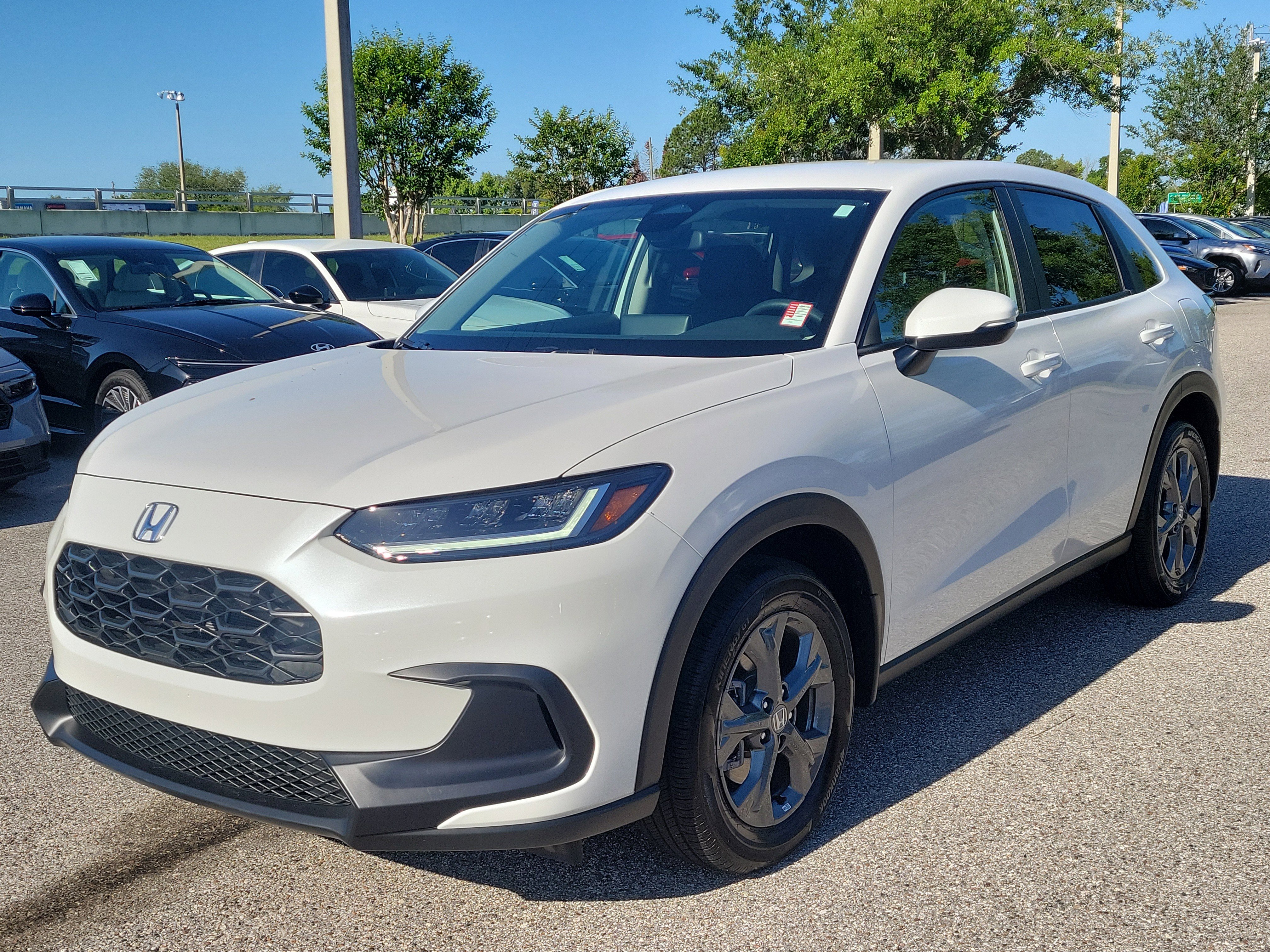Used 2026 Honda HR-V LX image 3