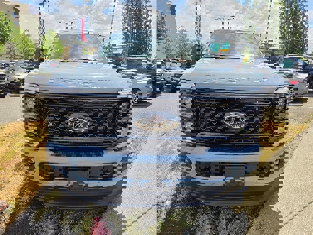 New 2025 Ford F350 Lariat w/ Lariat Ultimate Package image 2