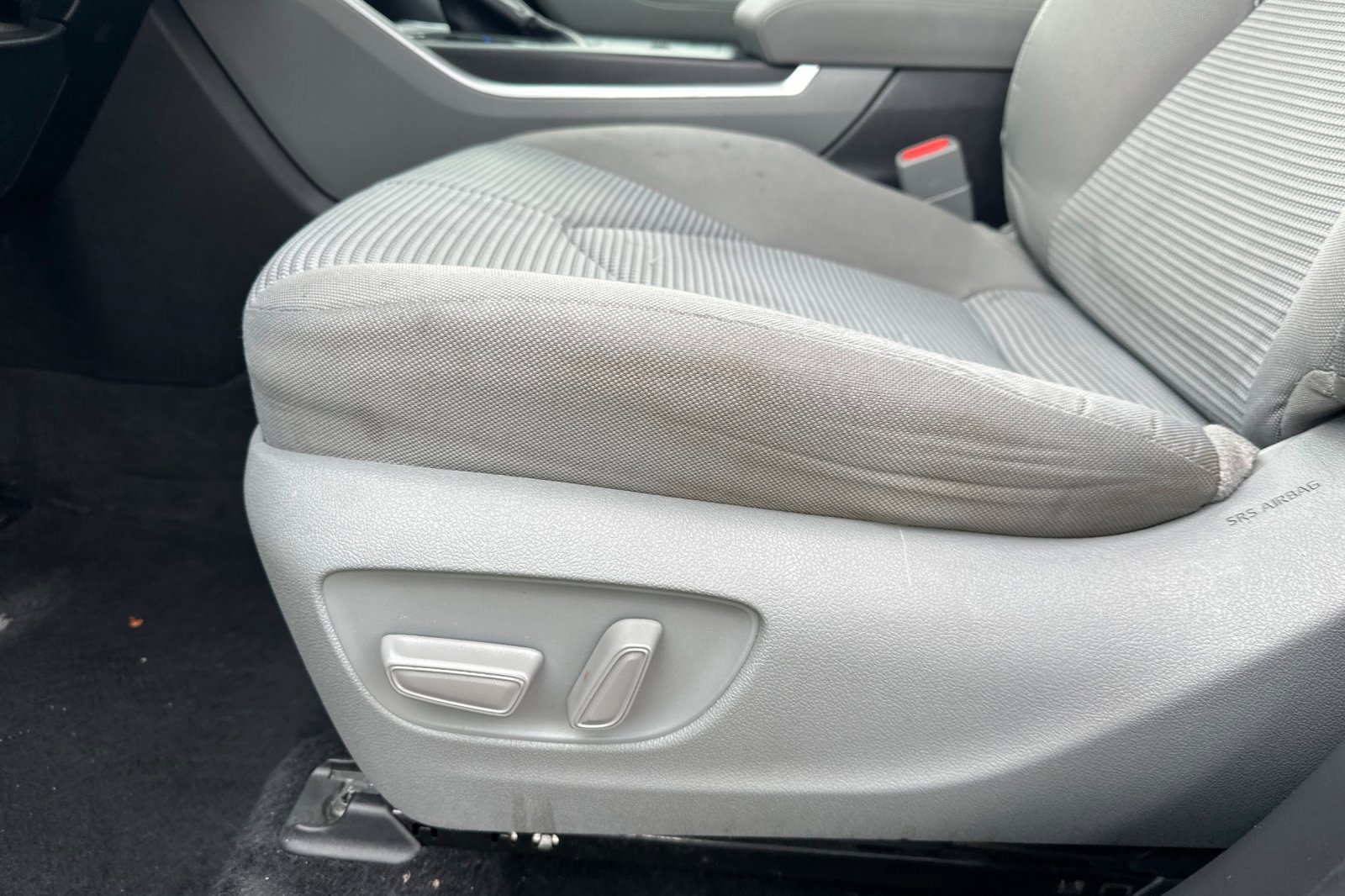 Used 2021 Toyota Highlander LE image 13