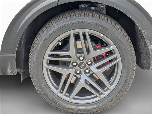 New 2026 Ford Explorer ST AWD/4WD image 9