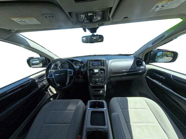 Used 2011 Chrysler Town & Country Touring w/ Entertainment Group #1 FWD image 36