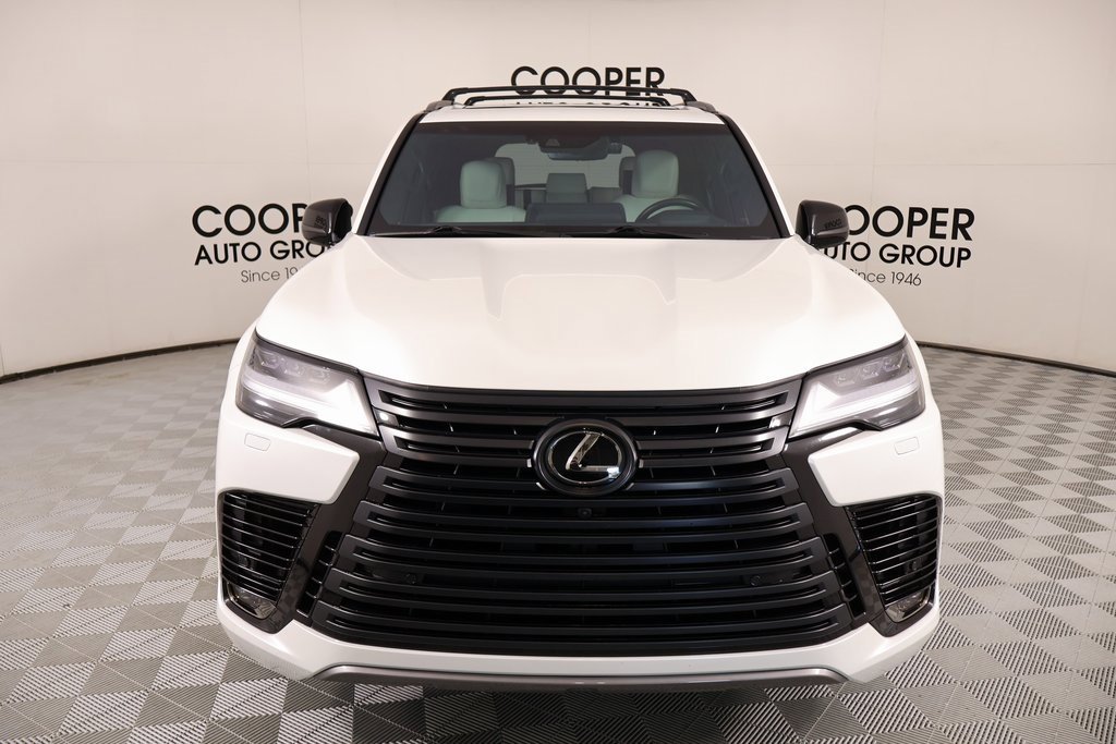 Used 2023 Lexus LX 600 4WD w/ Appearance Package image 10