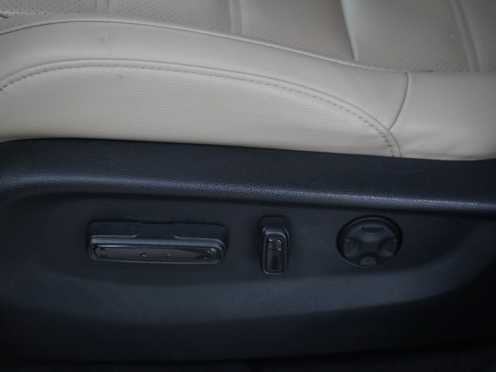 Used 2021 Honda CR-V Touring image 24