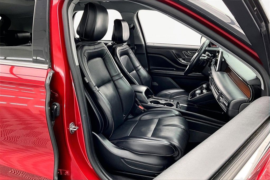 Used 2020 Lincoln Corsair Reserve w/ Equipment Group 202A image 7