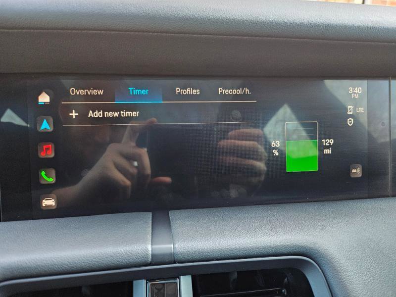 Used 2023 Porsche Taycan w/ Premium Package image 60