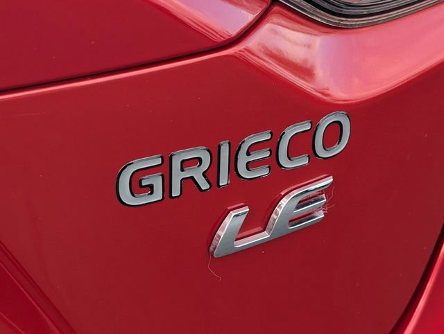 Used 2021 Toyota Corolla LE image 11