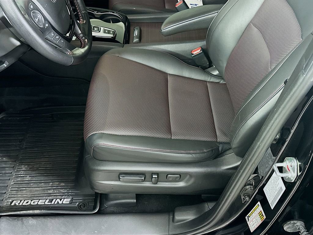 Used 2022 Honda Ridgeline Black Edition image 27