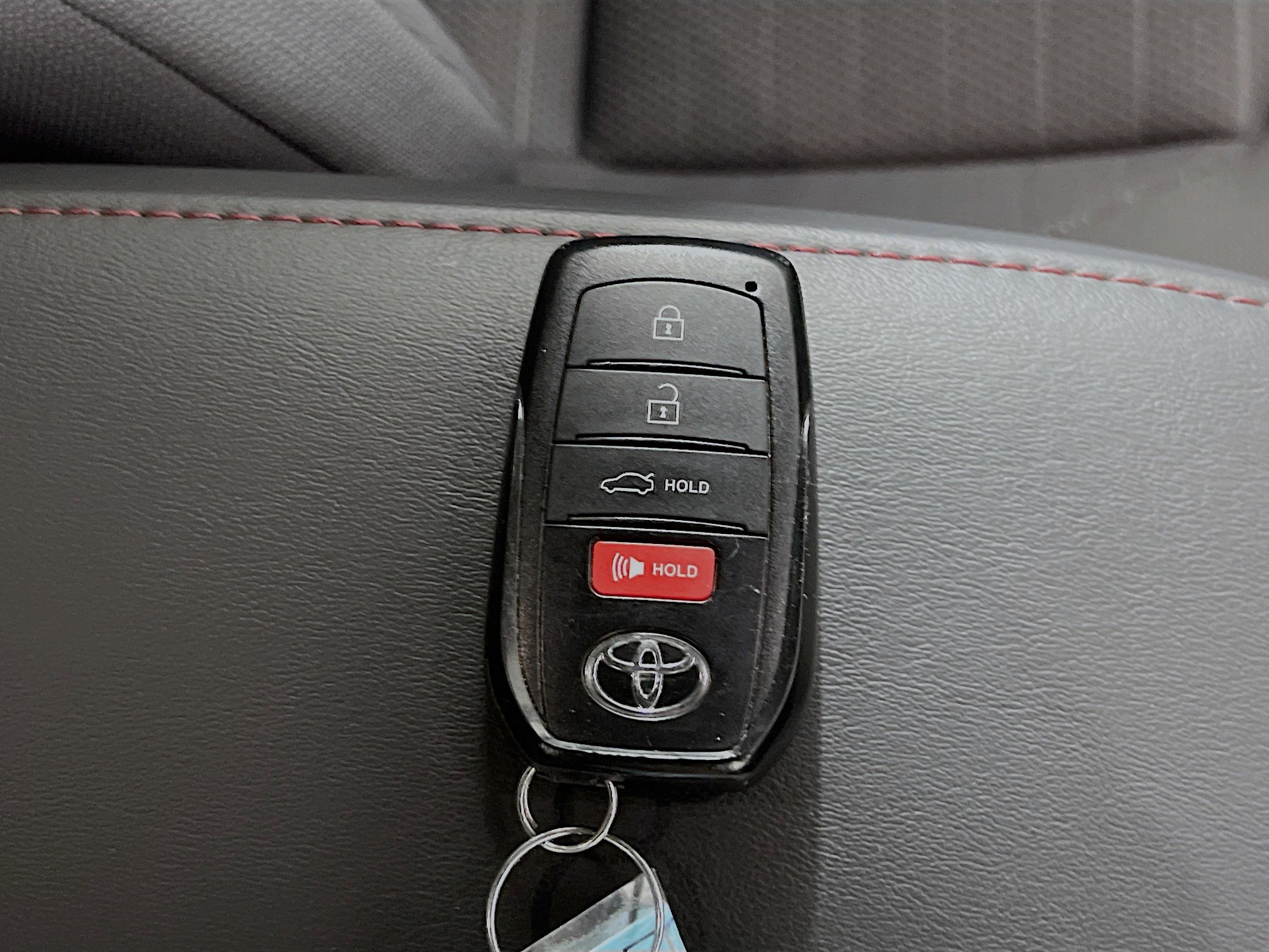 Used 2025 Toyota Corolla SE image 36