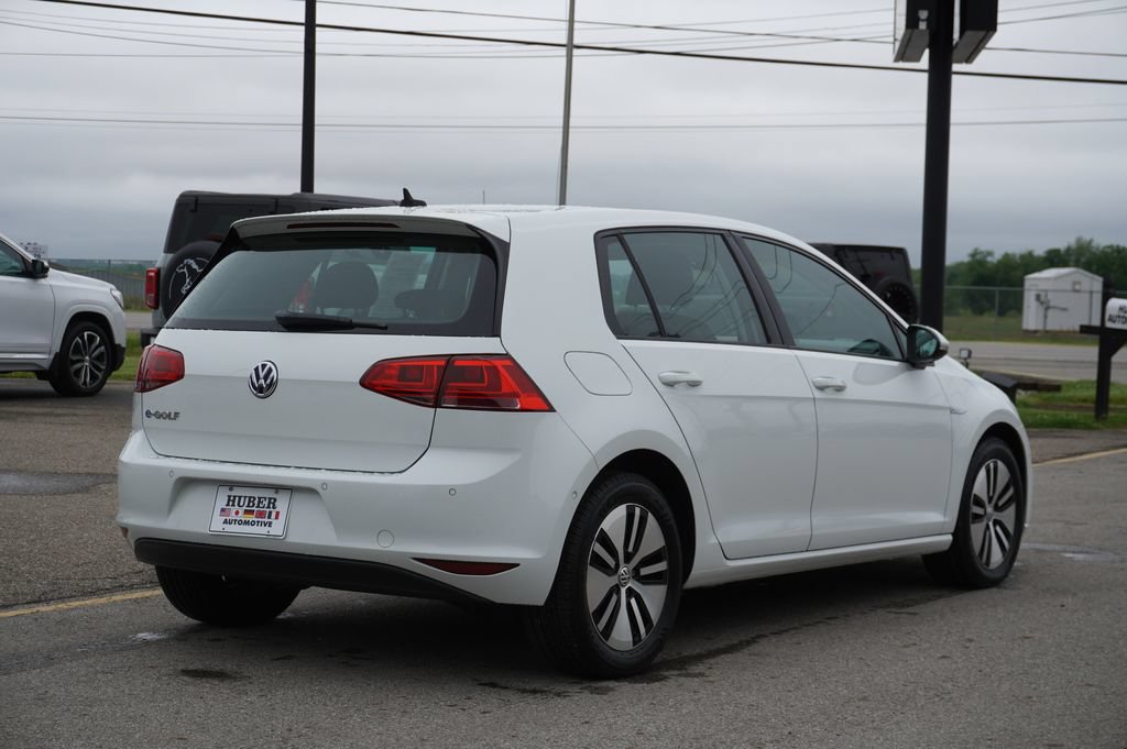 Used 2016 Volkswagen e-Golf SEL Premium w/ Driver Assistance Package FWD image 7