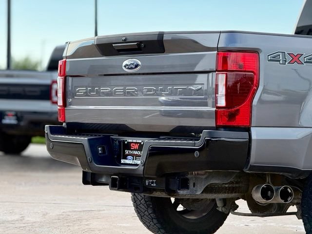 Used 2022 Ford F250 Lariat w/ Camper Package AWD/4WD image 12