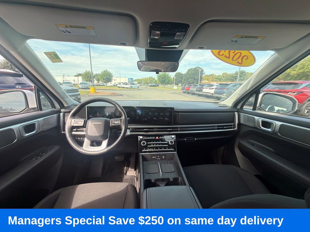 Certified 2025 Hyundai Santa Fe SE AWD/4WD image 10