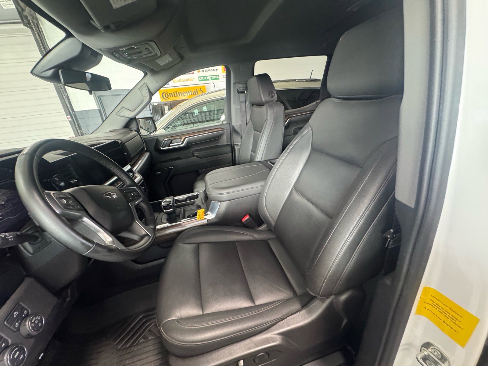 Used 2024 Chevrolet Silverado 1500 LT Trail Boss w/ Convenience Package II image 16