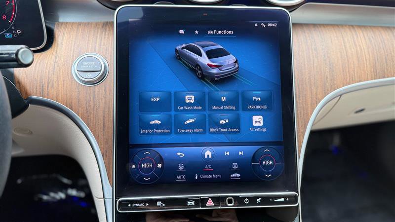 Used 2024 Mercedes-Benz C 300 Sedan image 35