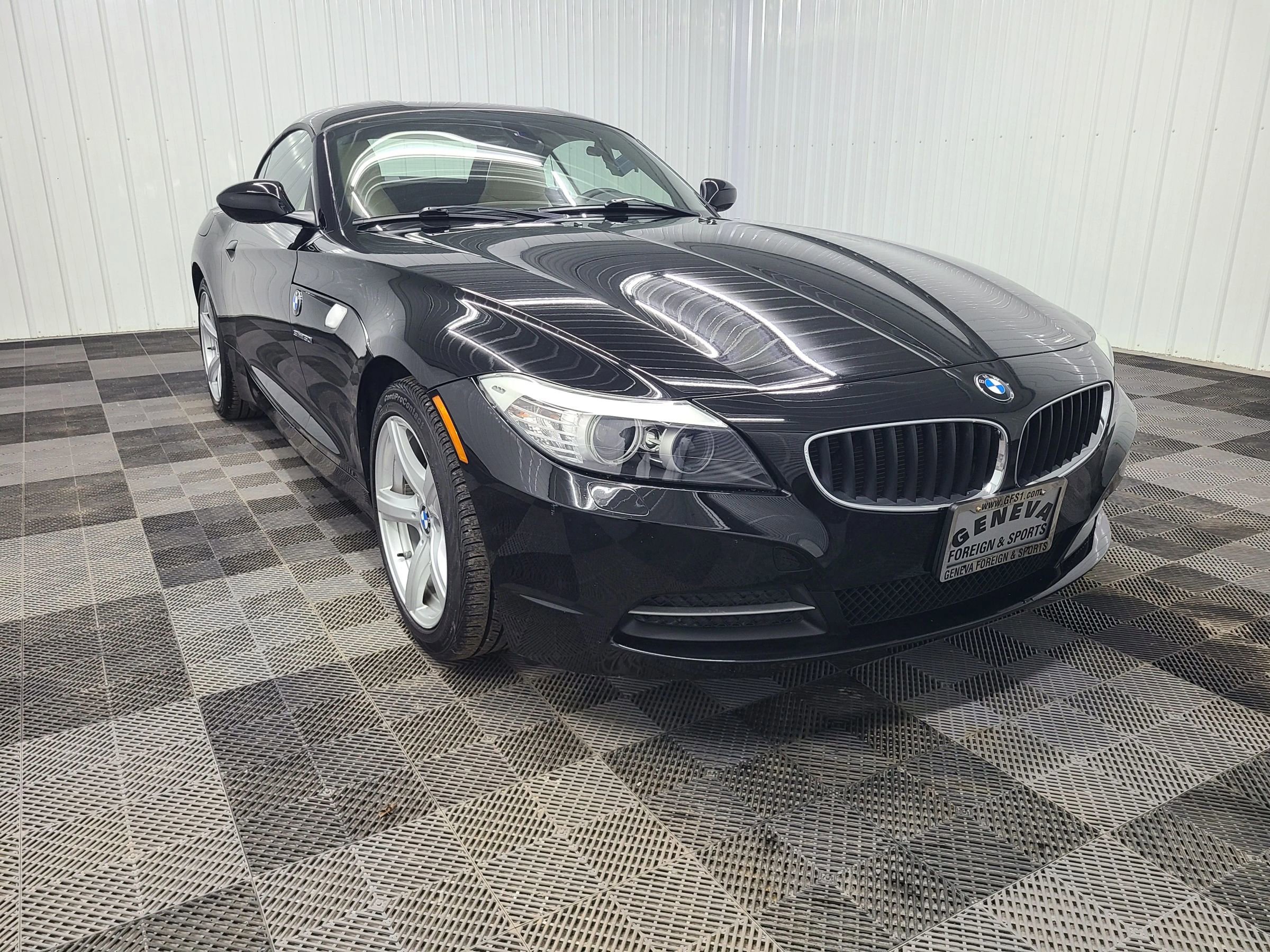 Used 2011 BMW Z4 sDrive30i RWD image 14