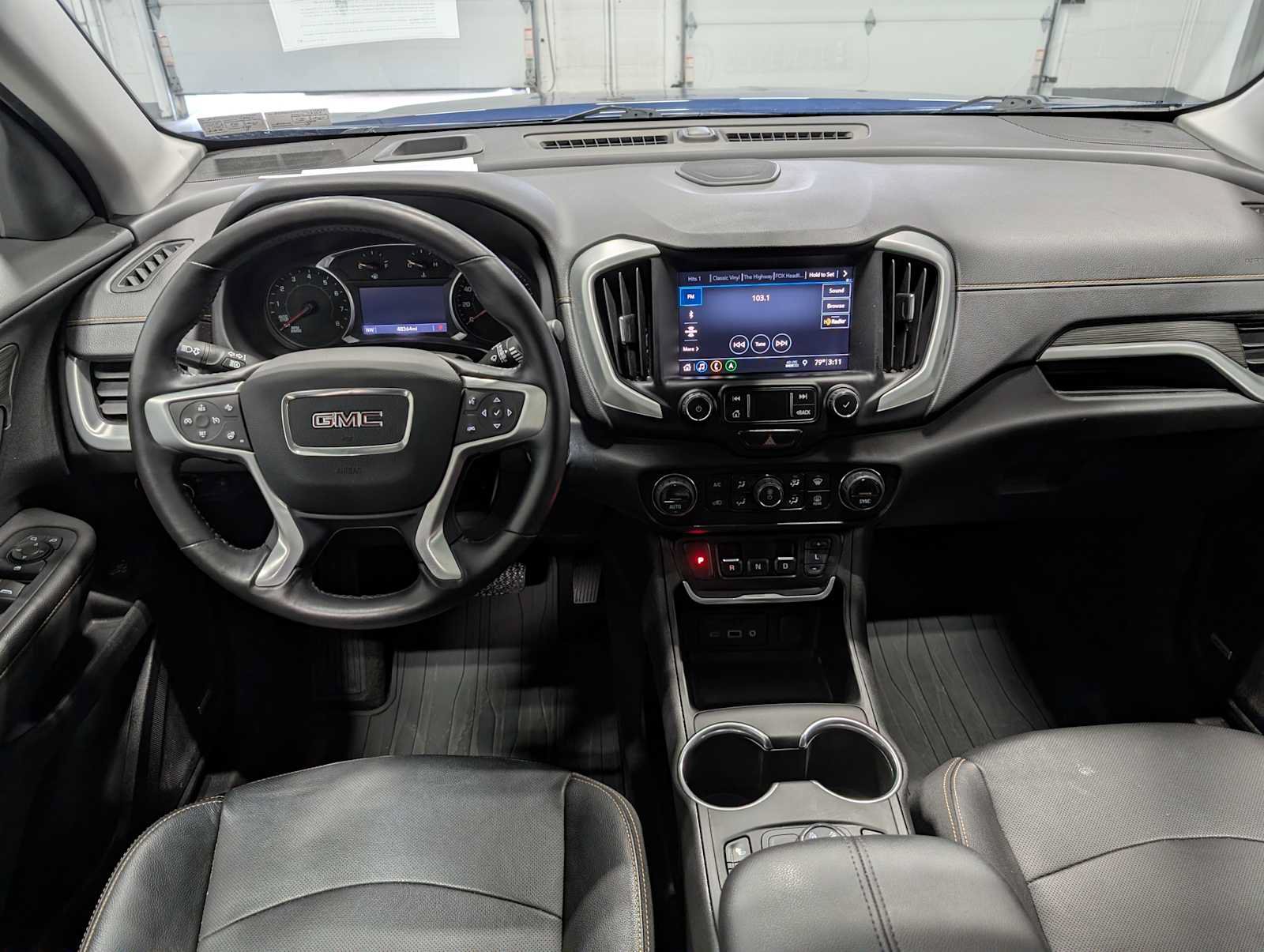 Used 2020 GMC Terrain SLT w/ Preferred Package AWD/4WD image 17