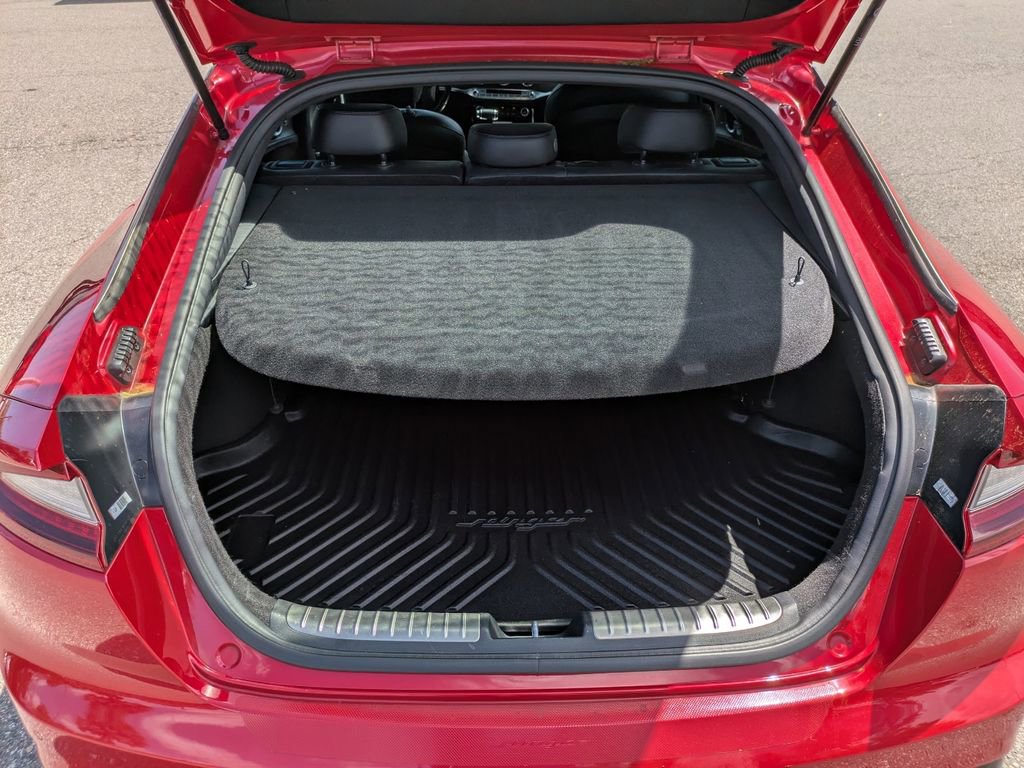Used 2019 Kia Stinger GT1 image 11