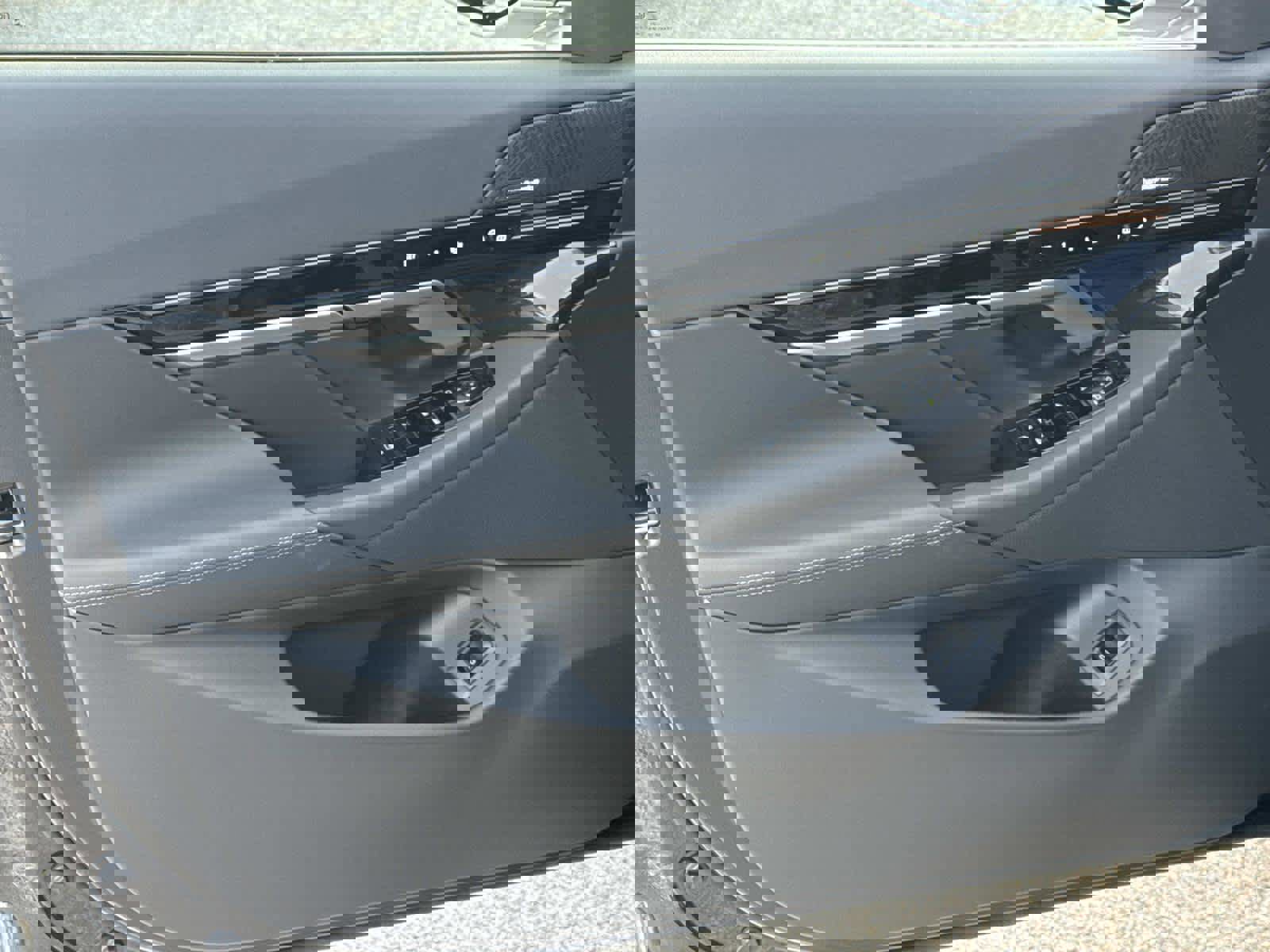 New 2026 BMW 530i xDrive 530i xDrive w/ Premium Package image 25