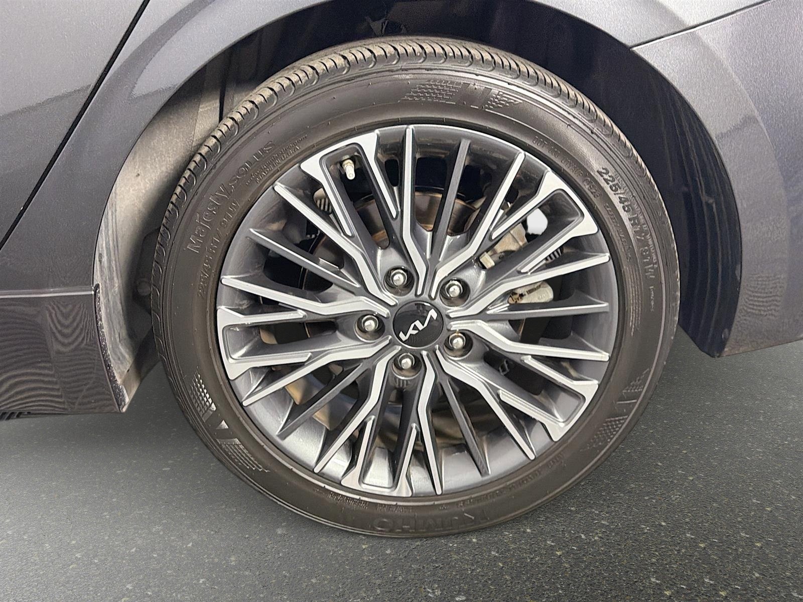 Certified 2023 Kia Forte GT-Line w/ GT-Line Technology Package image 27