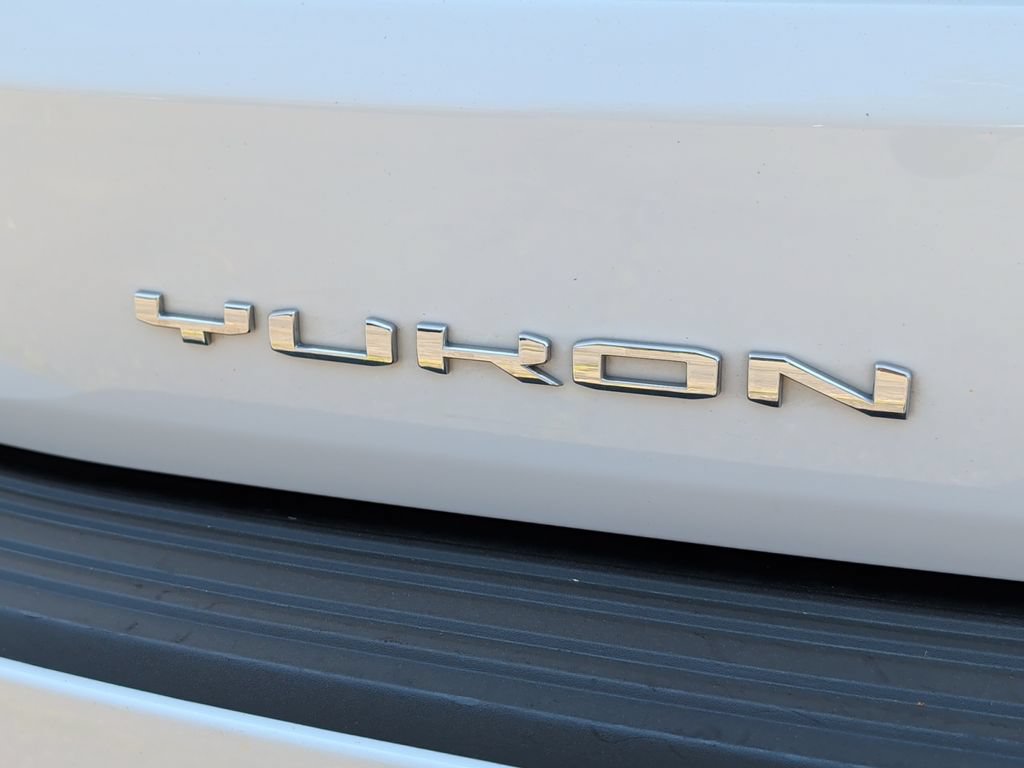 Used 2025 GMC Yukon Denali AWD/4WD image 15