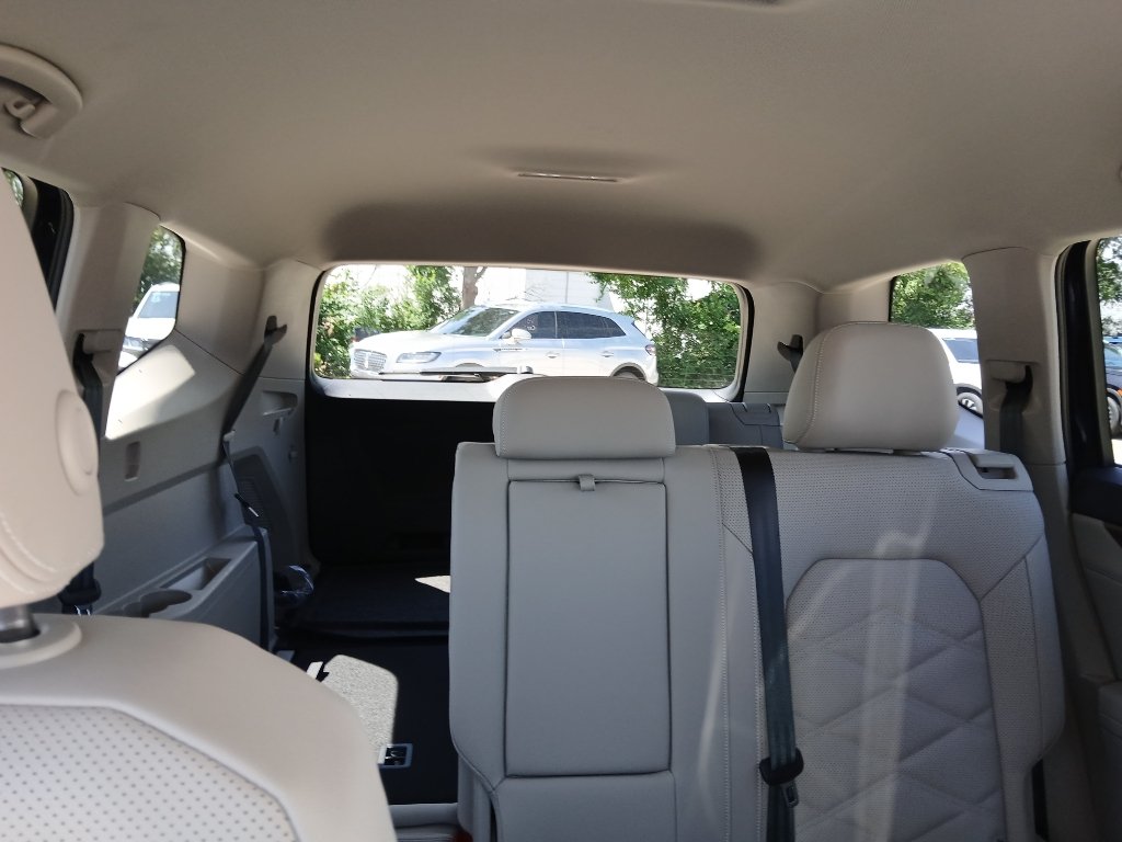 New 2026 Volkswagen Atlas SE FWD image 25