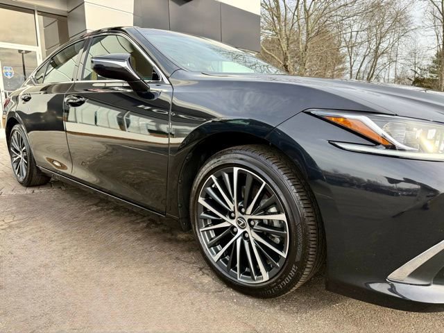Used 2024 Lexus ES 350 w/ Premium Package image 14