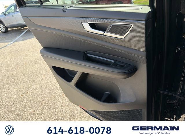 New 2026 Volkswagen Atlas Cross Sport SEL image 18