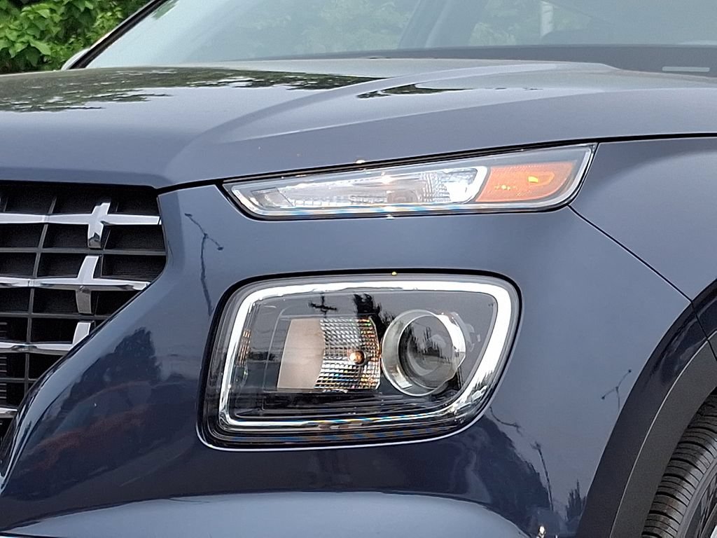 New 2026 Hyundai Venue SEL FWD image 6