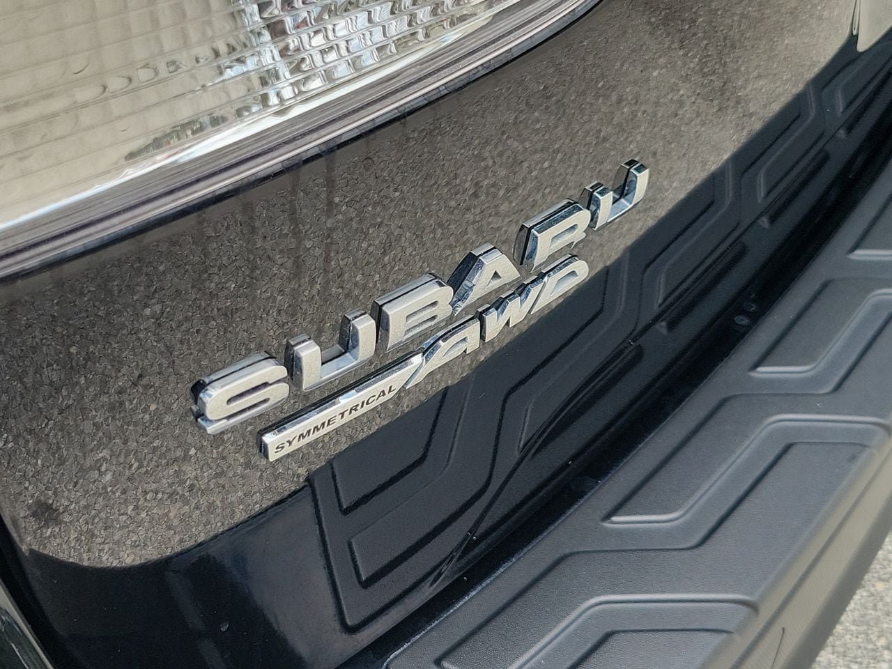 Used 2023 Subaru Forester Premium w/ Popular Package #2 AWD/4WD image 6