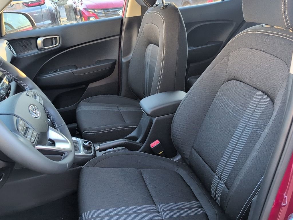 New 2026 Hyundai Venue SEL image 9