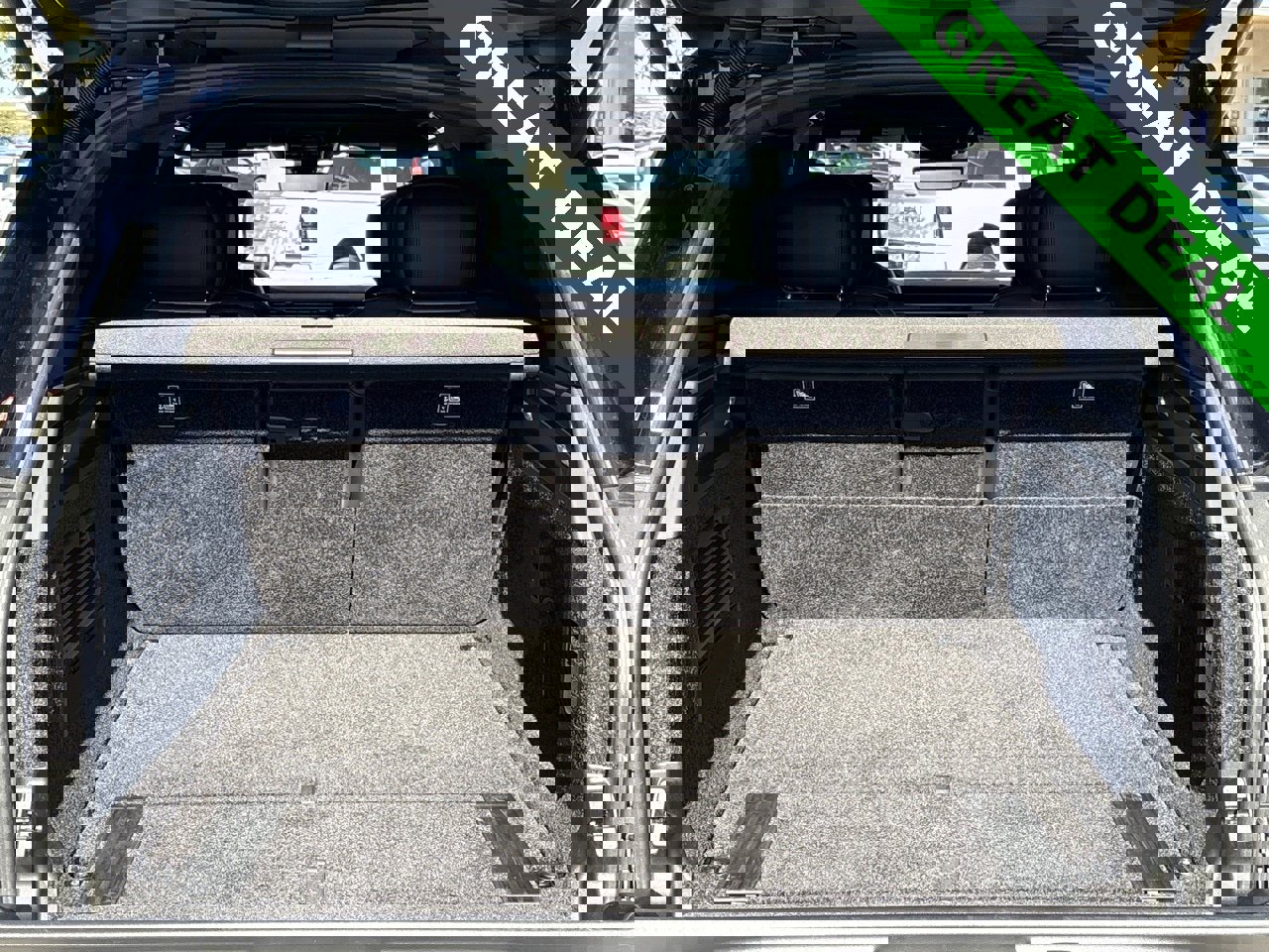 Used 2025 Land Rover Range Rover Long Wheelbase Autobiography image 41