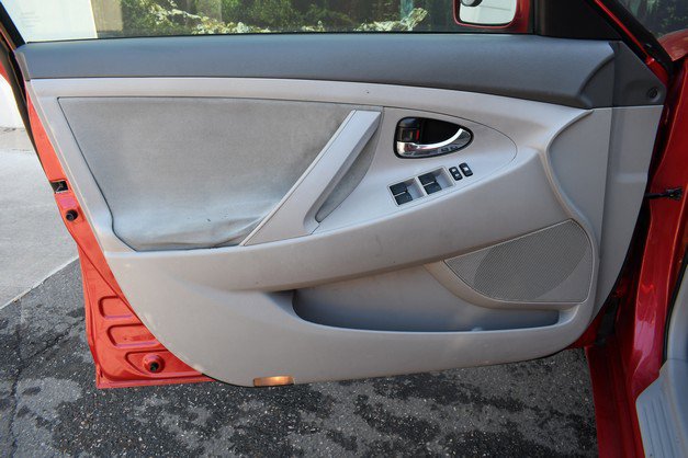 Used 2011 Toyota Camry LE w/ LE Extra-Value Pkg FWD image 13