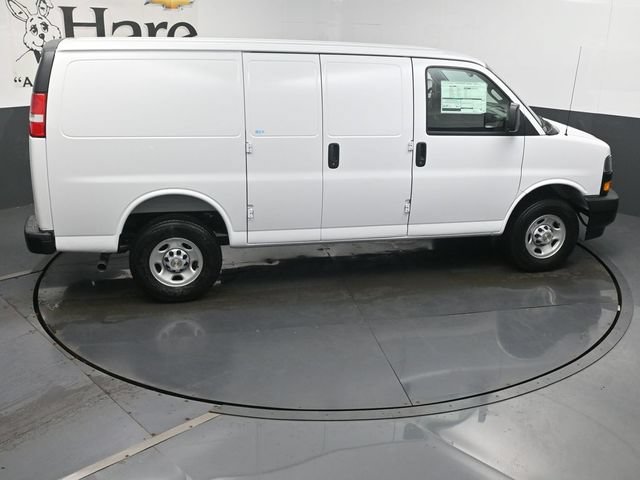 New 2026 Chevrolet Express 2500 w/ Driver Convenience Package RWD image 17