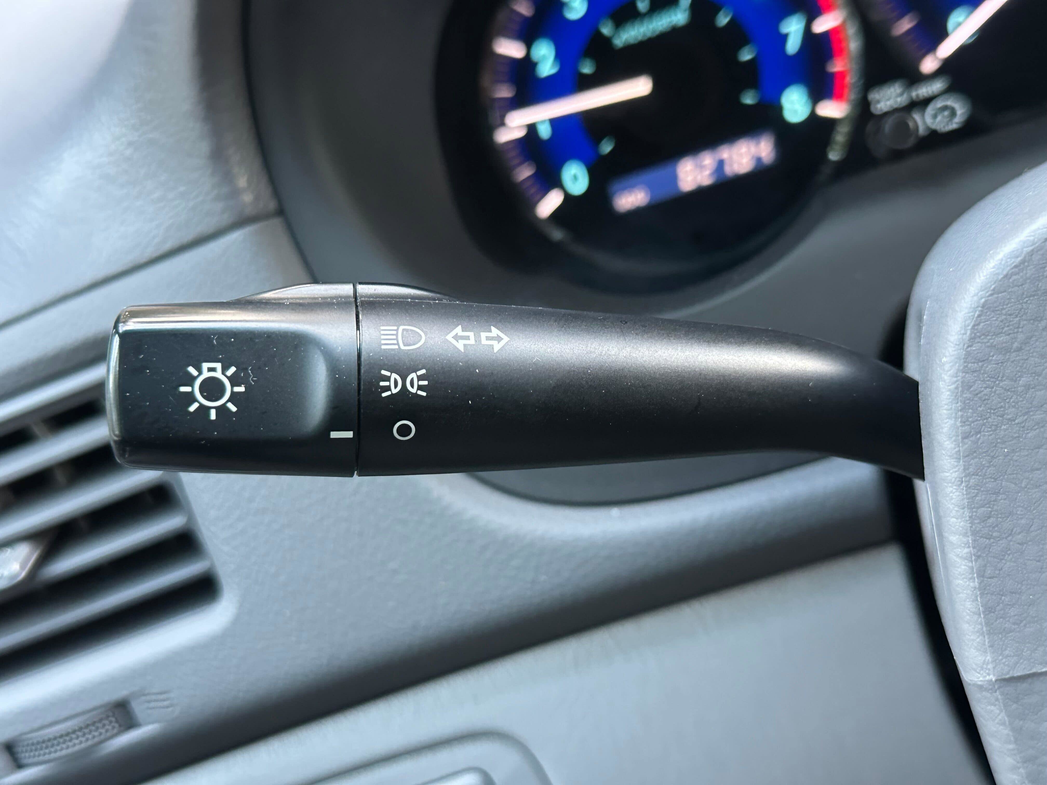 Used 2008 Toyota Sienna LE image 28