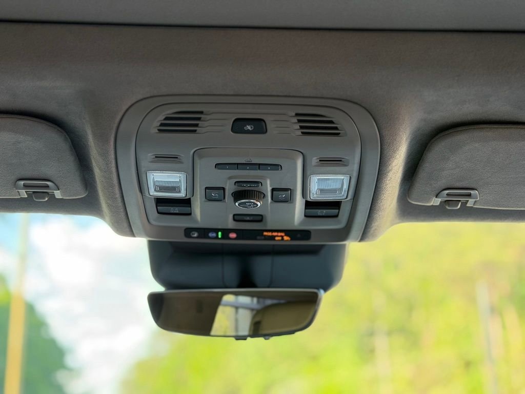 Used 2021 Cadillac Escalade ESV Sport Platinum AWD/4WD image 57