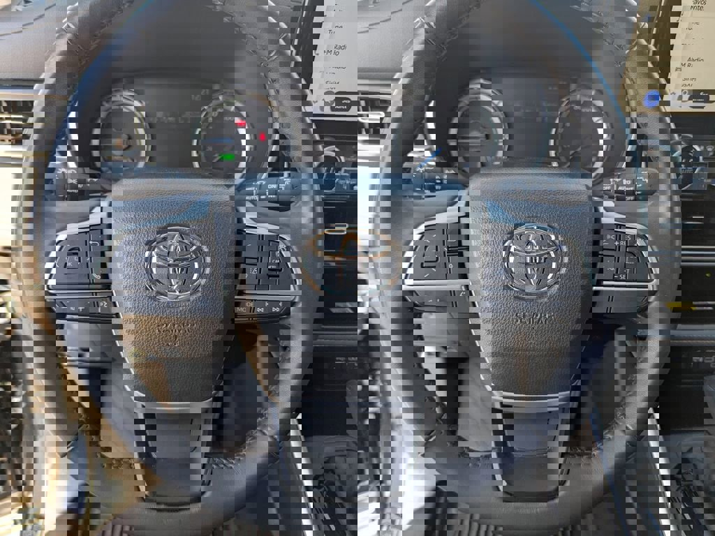 Used 2023 Toyota Highlander Bronze Edition image 29