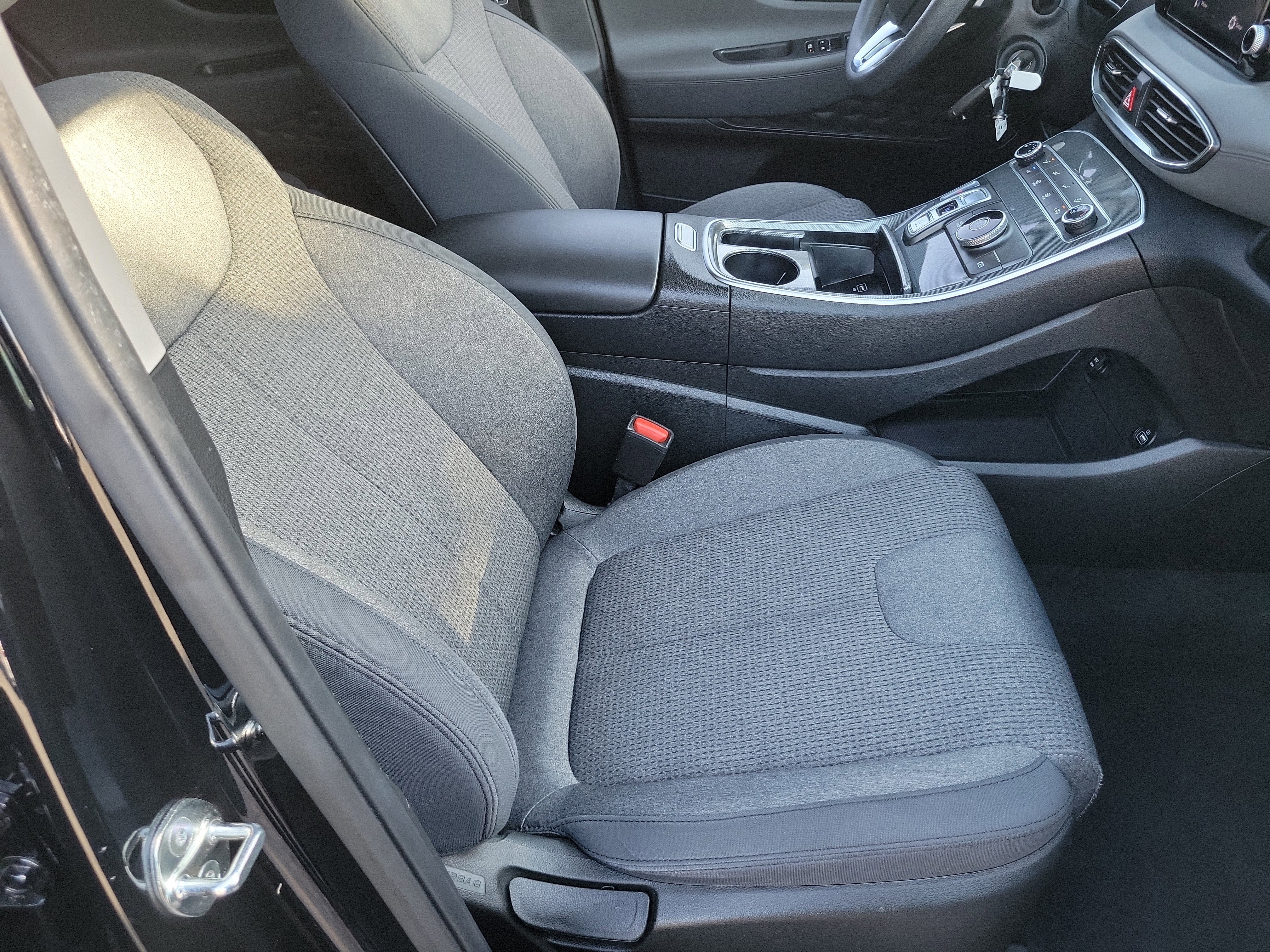 Certified 2023 Hyundai Santa Fe SE image 23