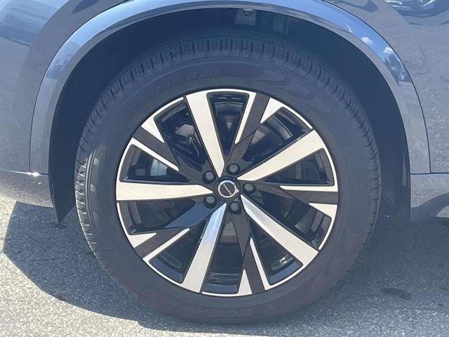 Used 2026 Volvo XC90 B6 Core w/ Protection Package AWD/4WD image 12
