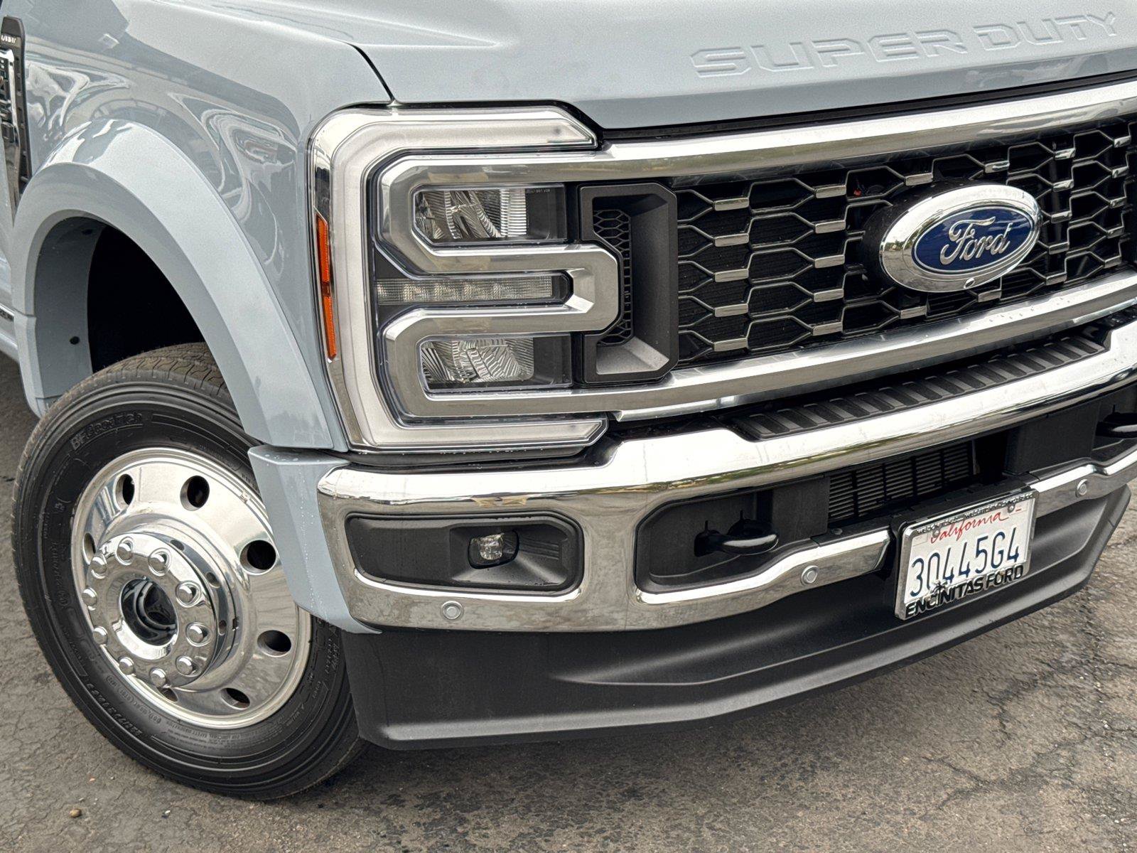Used 2025 Ford F450 Lariat w/ Lariat Ultimate Package AWD/4WD image 3