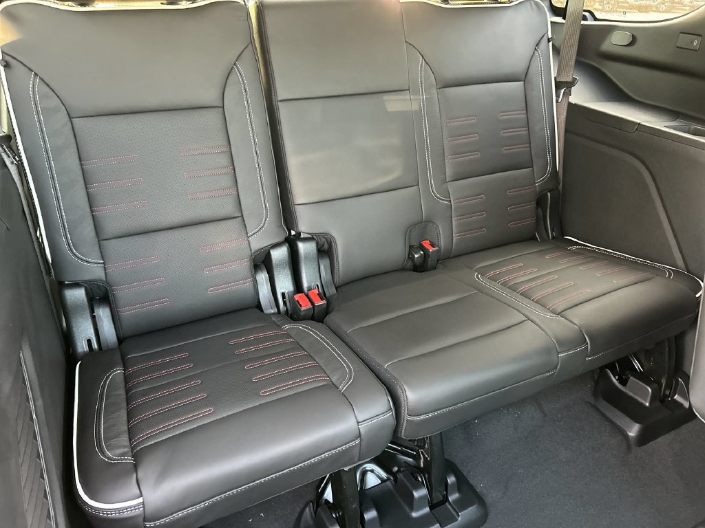New 2026 GMC Yukon AT4 Ultimate AWD/4WD image 36