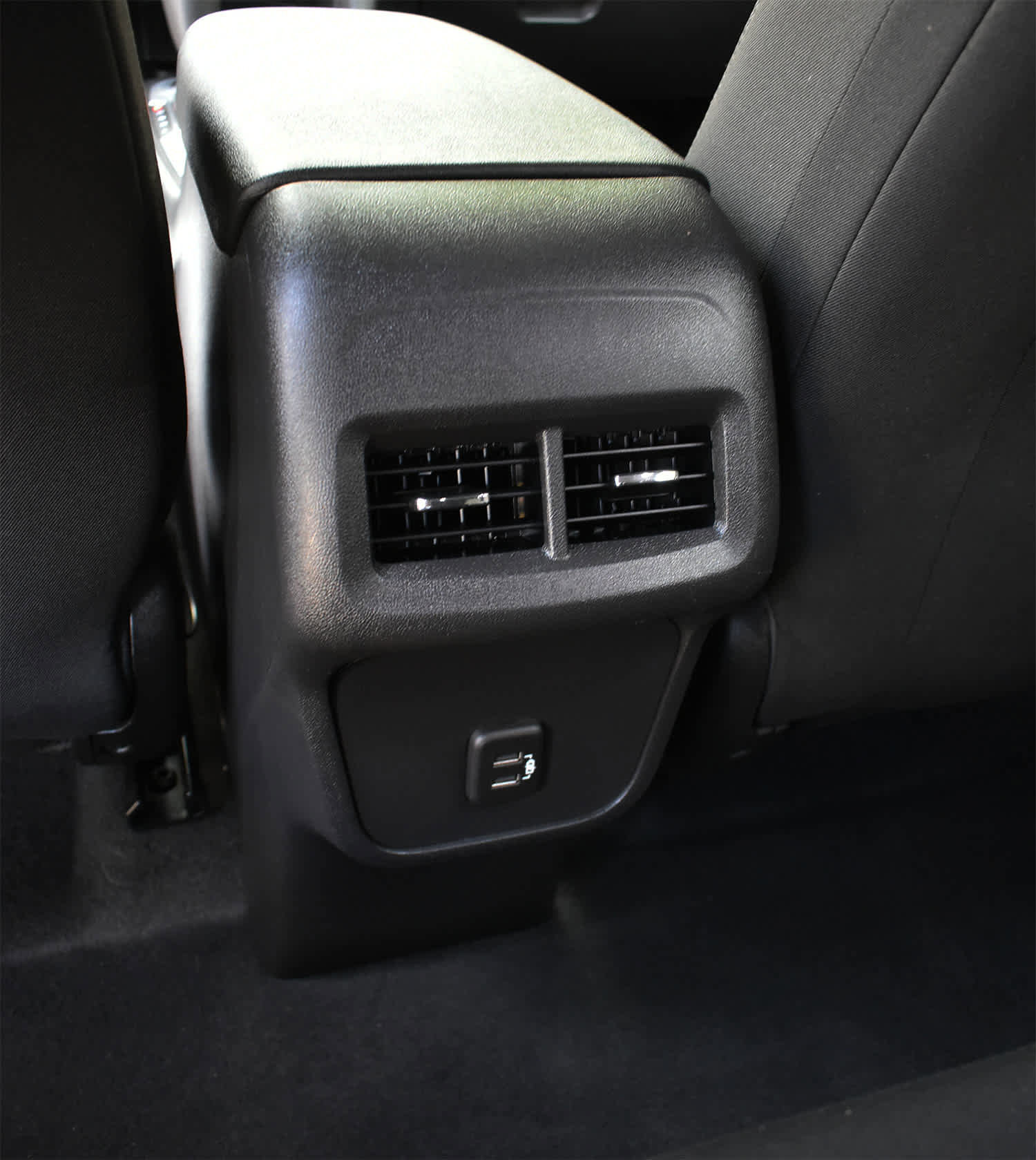 Used 2021 Chevrolet Equinox LS AWD/4WD image 10